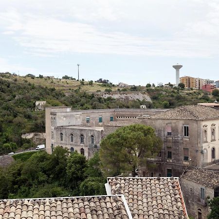 Appartamenti Centro Storico Ragusa Esterno foto