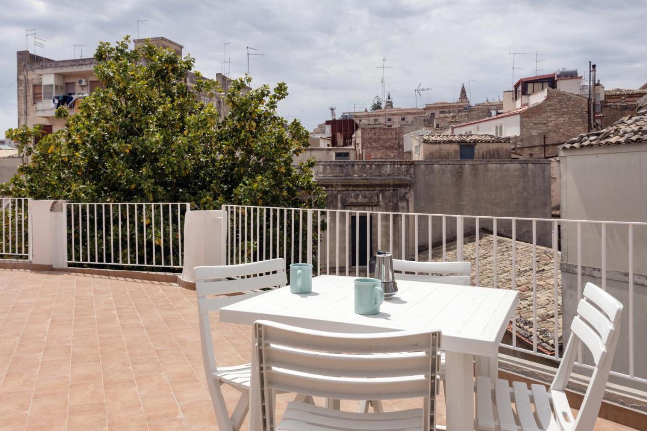 Appartamenti Centro Storico Ragusa Esterno foto